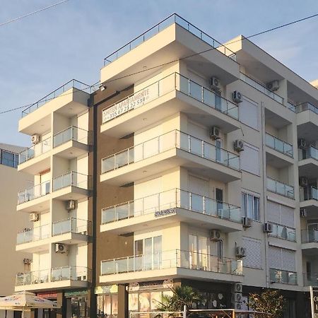 Ferienwohnung Roxhensi Shëngjin Exterior foto