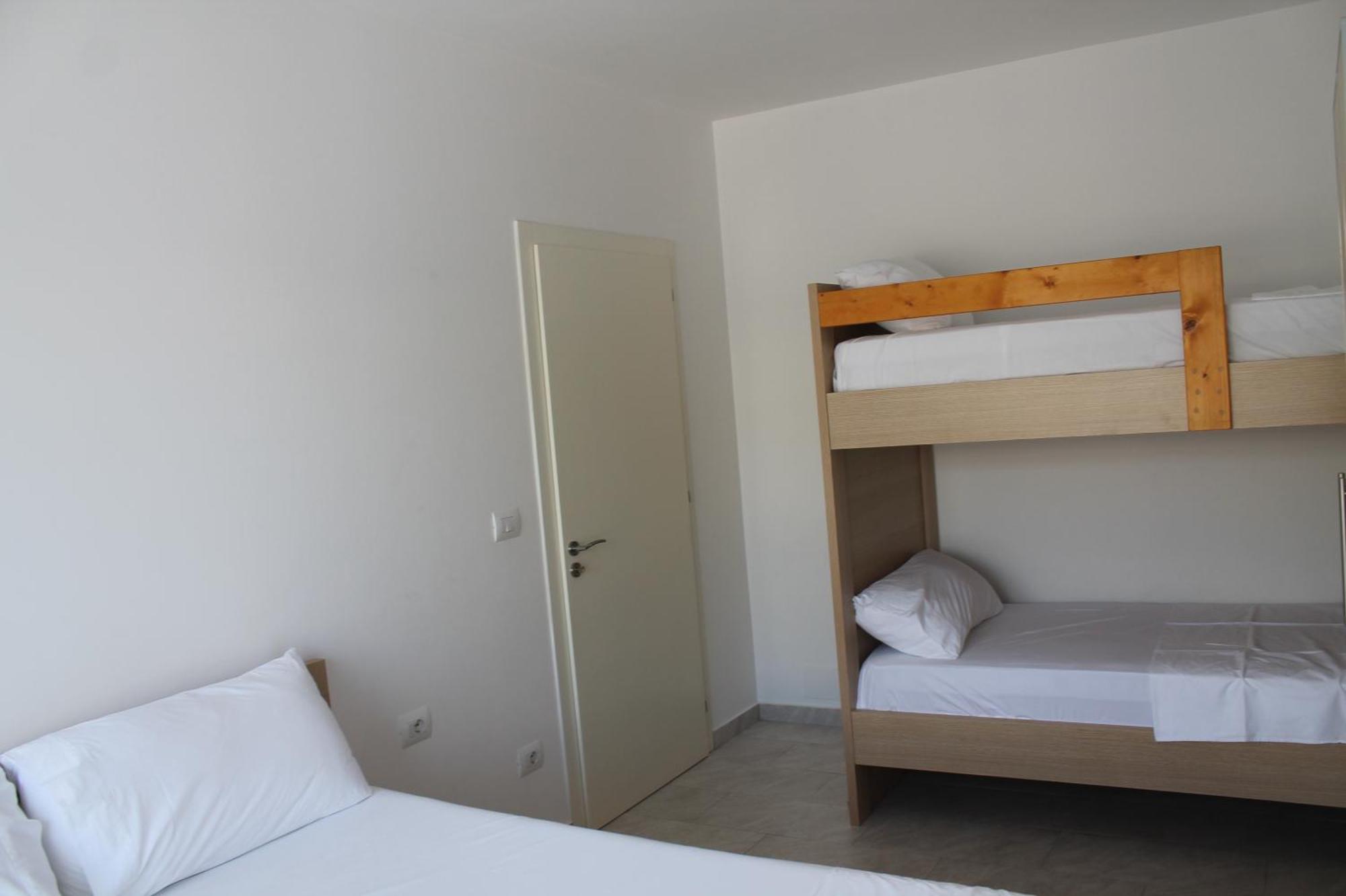 Ferienwohnung Roxhensi Shëngjin Exterior foto